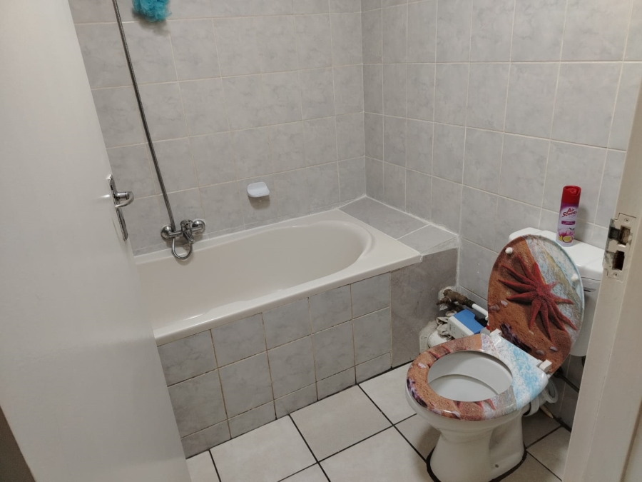 1 Bedroom Property for Sale in Parow Western Cape
